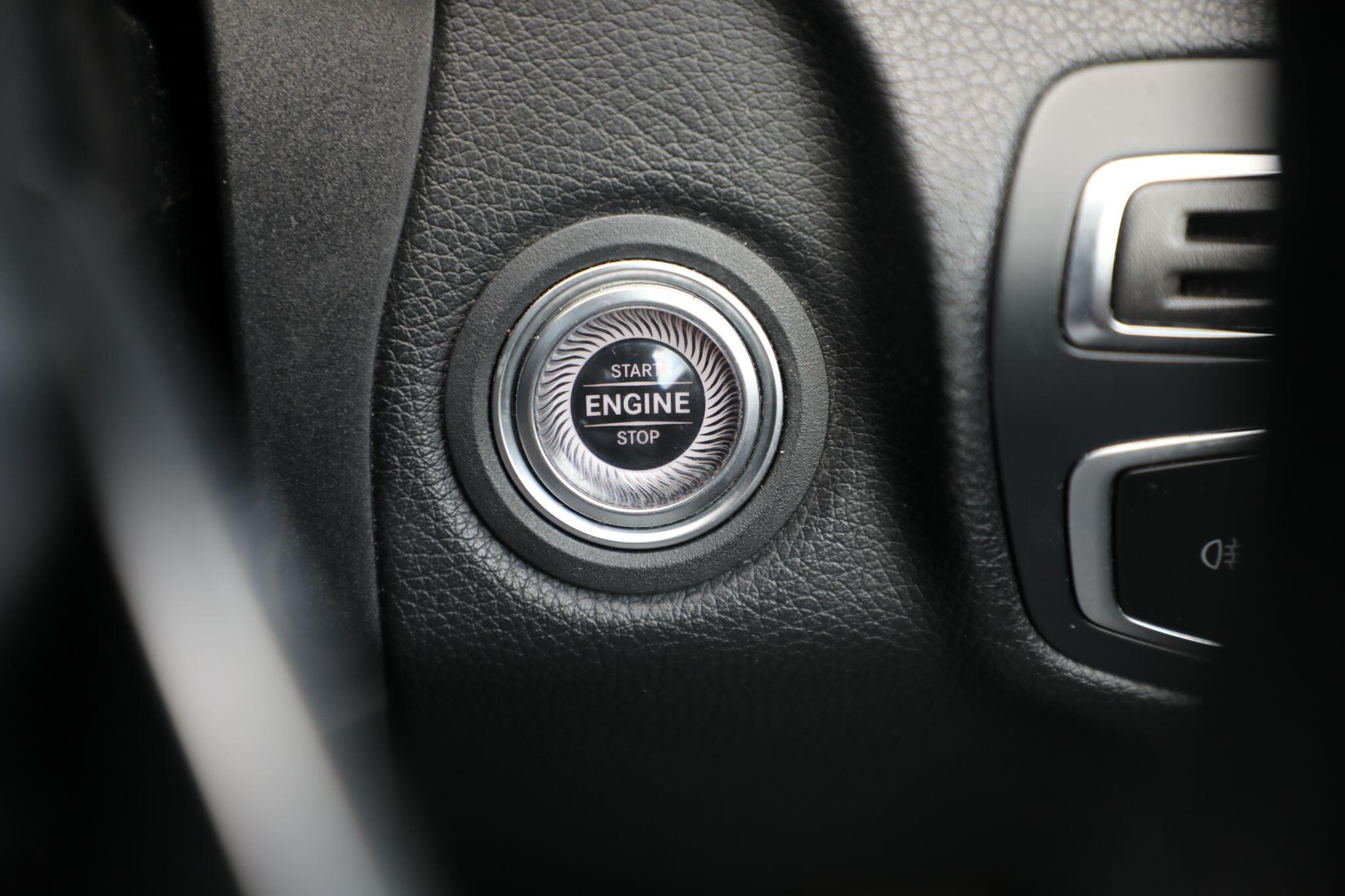 Large vehicle image